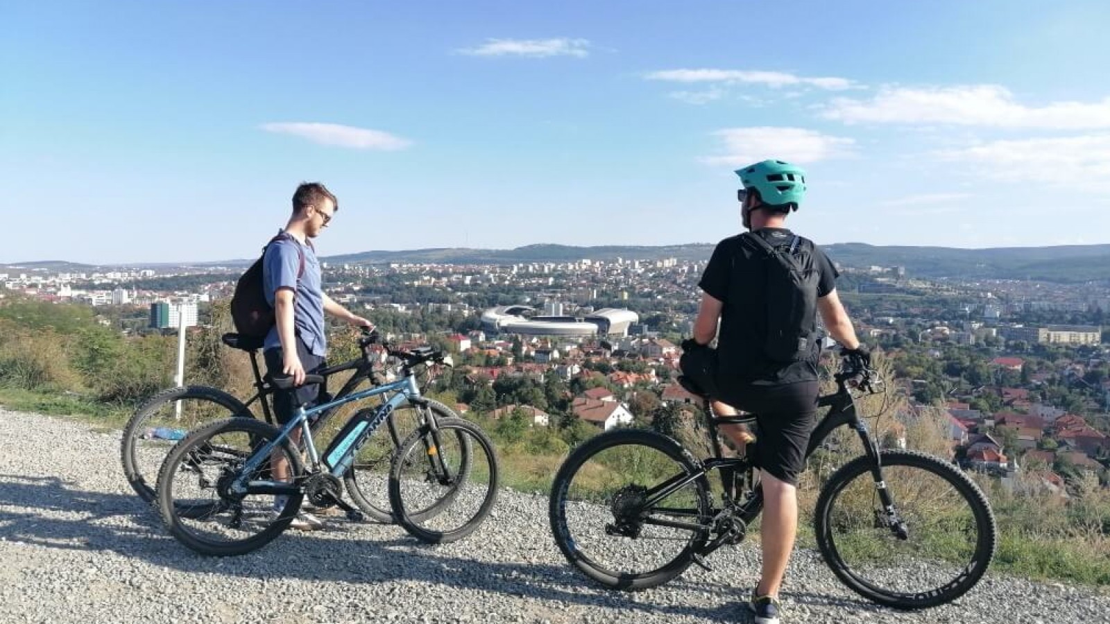 Traseu pe ebike spre Ochii Dealurilor